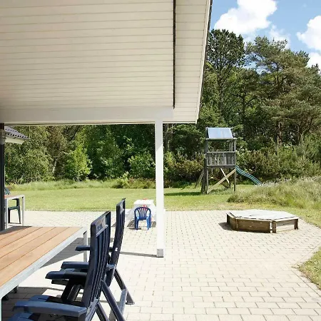 Four-bedroom Holiday In 6